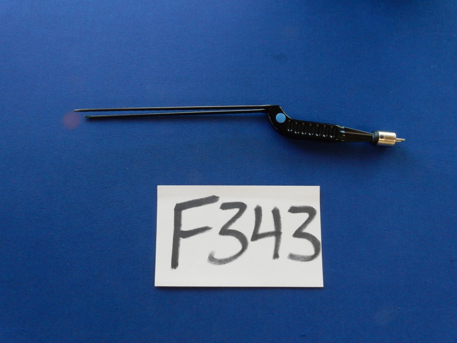 Stryker 6750-250-012 Silverglide Keyhole Bayonet Bipolar Forceps 1.2mm 10.2″