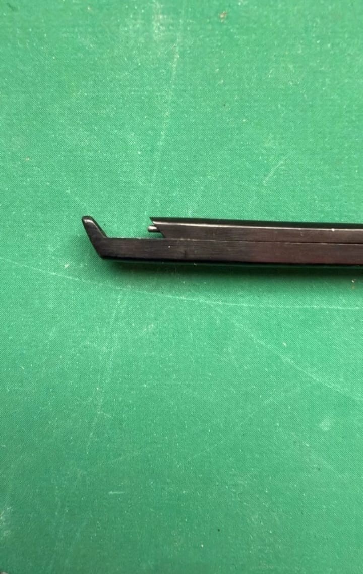 Aesculap FF828 Black Kerrison Rongeur – 3mm Low Profile with Pin Injector