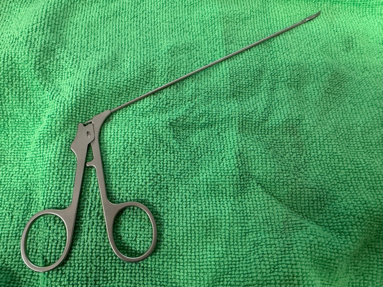 Aesculap FD220R Fahlbusch Pituitary Micro Scissors, horizontal , tubular shaft