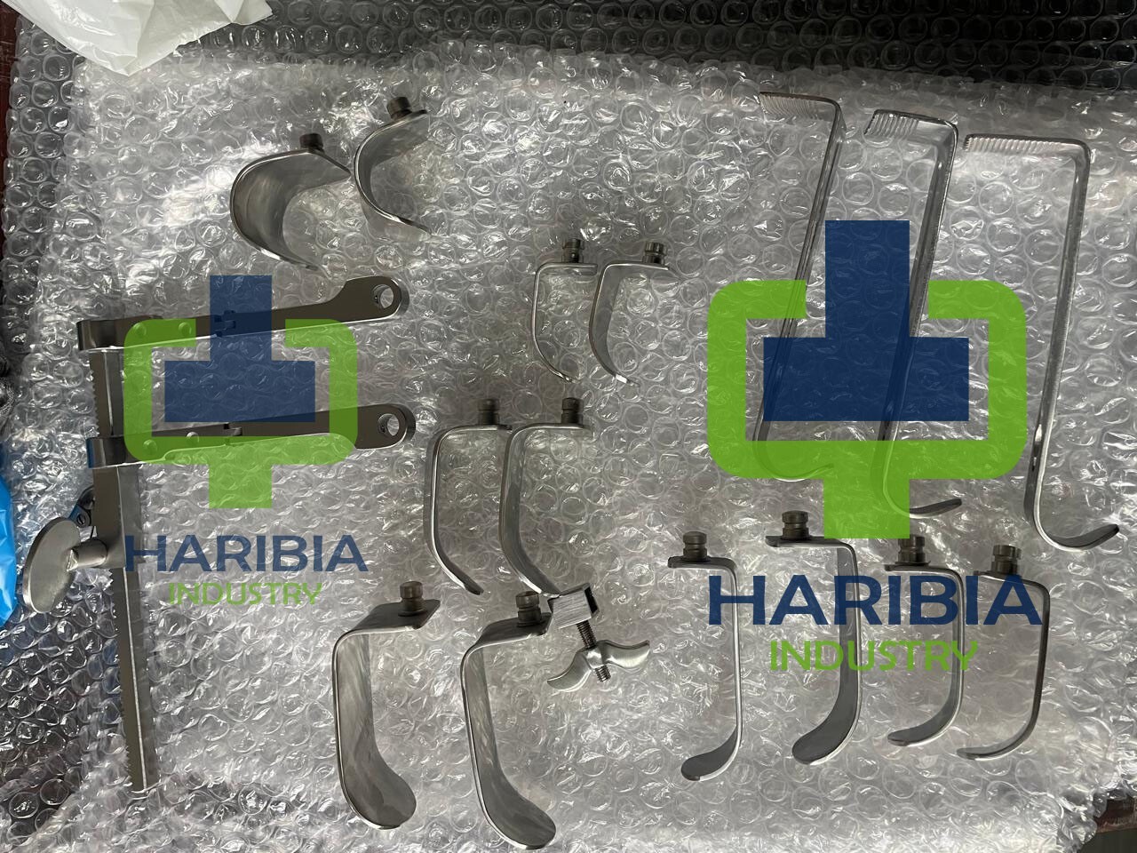 Frame with 3 Middle Buxton Shoulder Retractor Blades 12 SwivelBlades bestquality