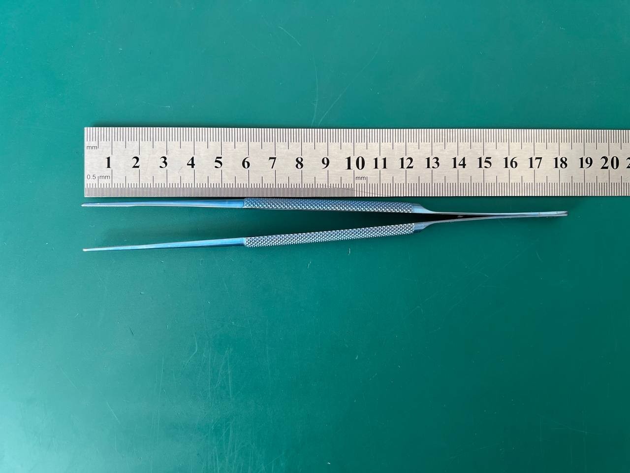 Jarit 320-111TI Cardio-Grip DeBakey Vascular Forceps Titanium, 1.8mm