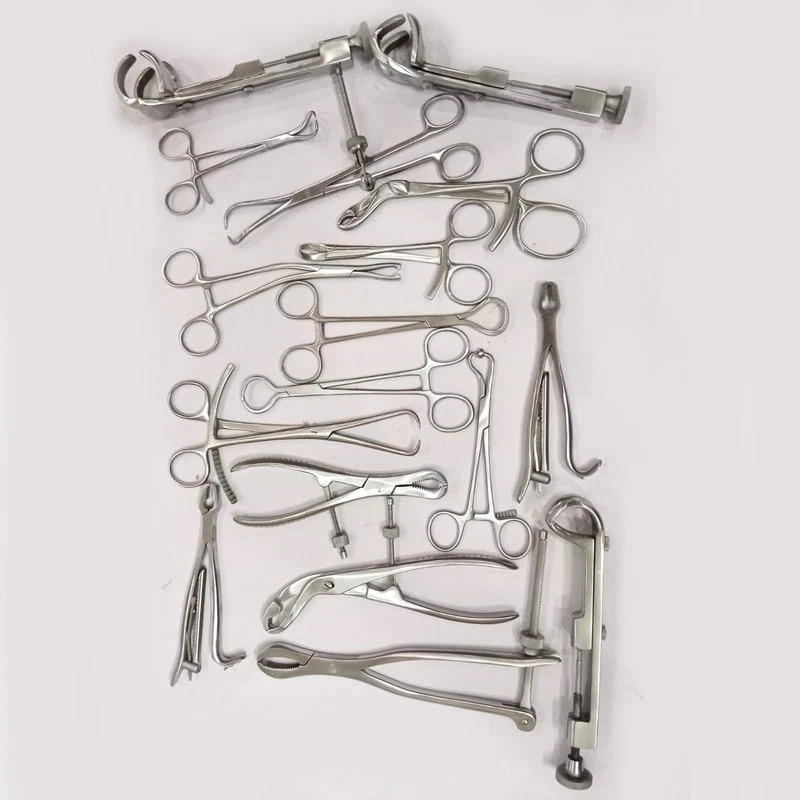 Small Bone Clamp Set Orthopedic Surgery Instruments Set Of 18 Pieces Surgical CE