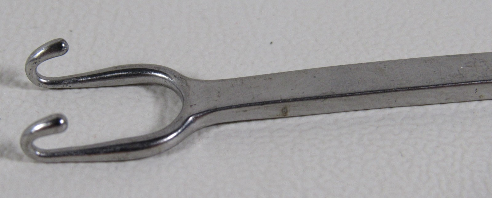 Aesculap OL214R COTTLE Wound Retractor Double Ended Blunt 7-78″ / 200mm Reusable