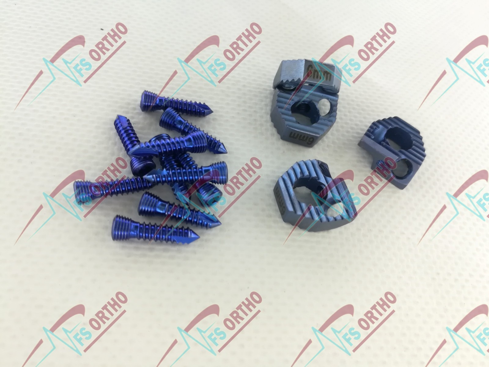 6mm Cervical Fusion Cage Locking System with Screws, 31 Pieces – Spine Surgery