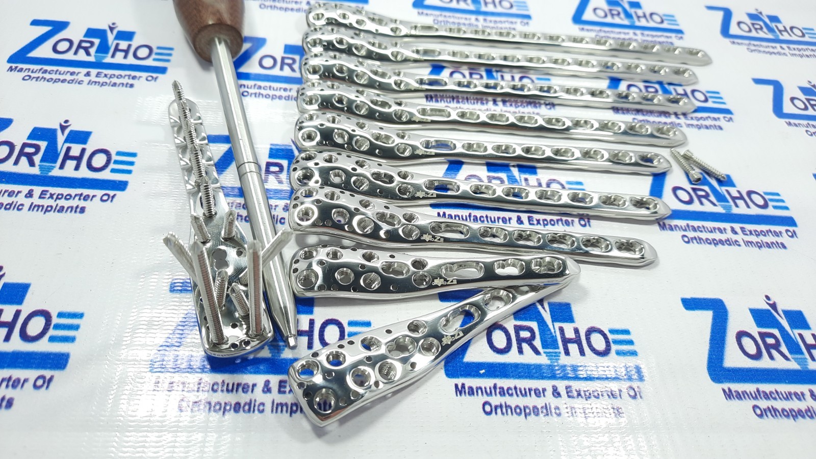 LCP Proxïmäl Humëräl Mülti Angle 3.5mm (PHïLÖS) & LCP Screw (3 to 12 H) 87Pc SS