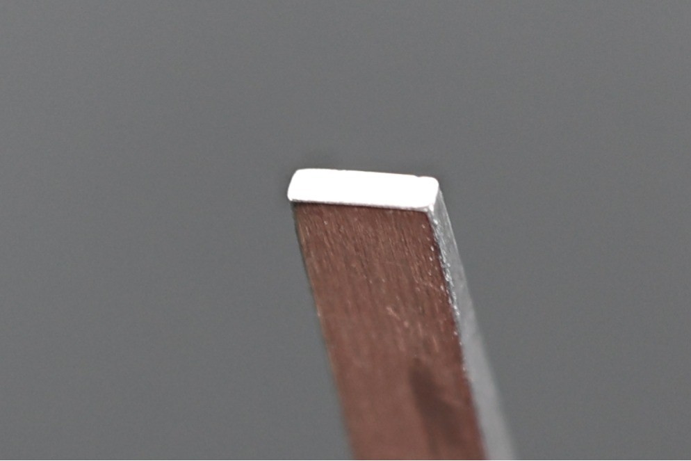 V Mueller NL9105-001 Collis Puka Chisel, 1.7 x 6mm Wide, 210mm (8.25″)