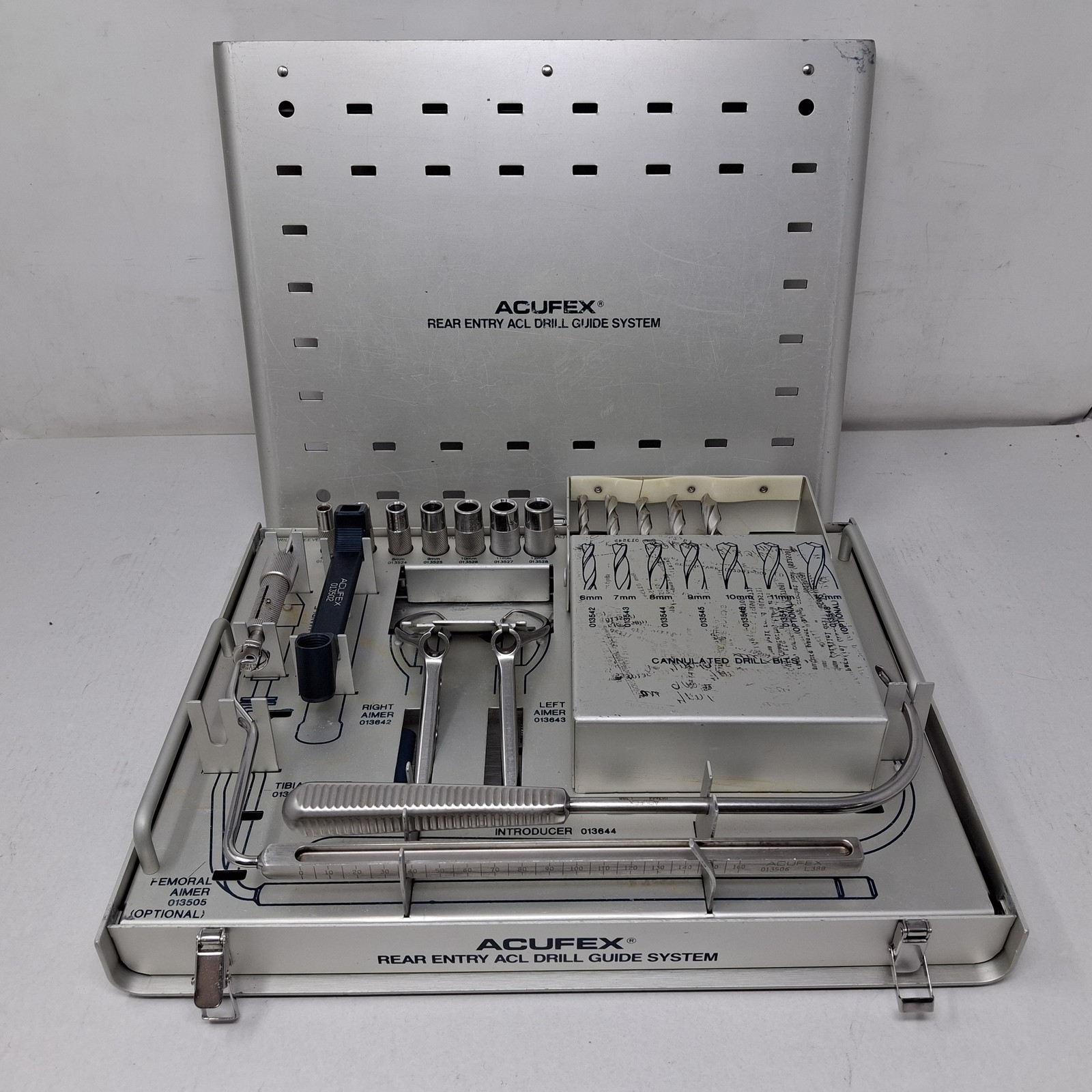 Smith & Nephew Acufex Rear Entry ACL Drill Guide System