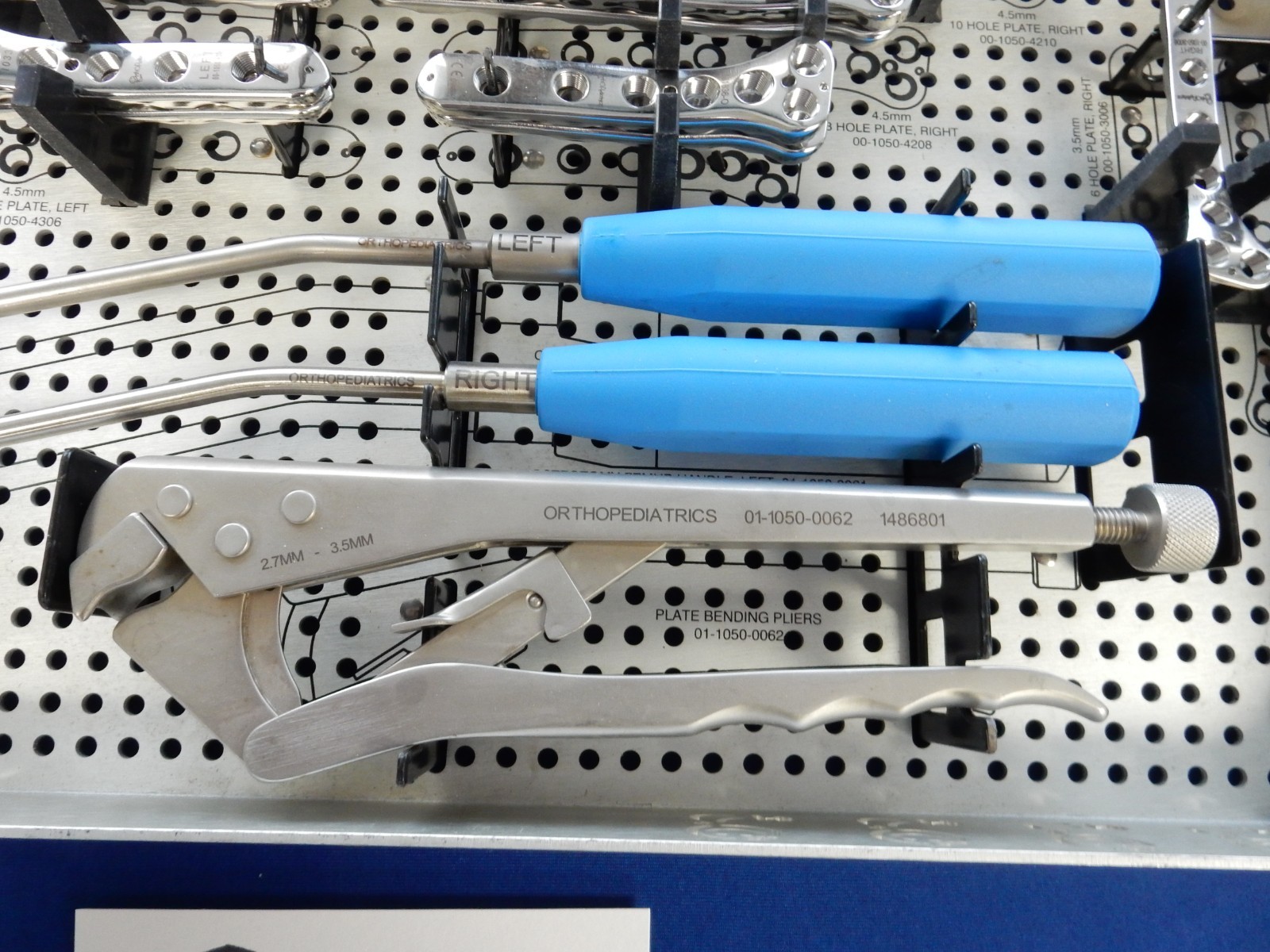 OrthoPediatrics PLEO Plate System Set