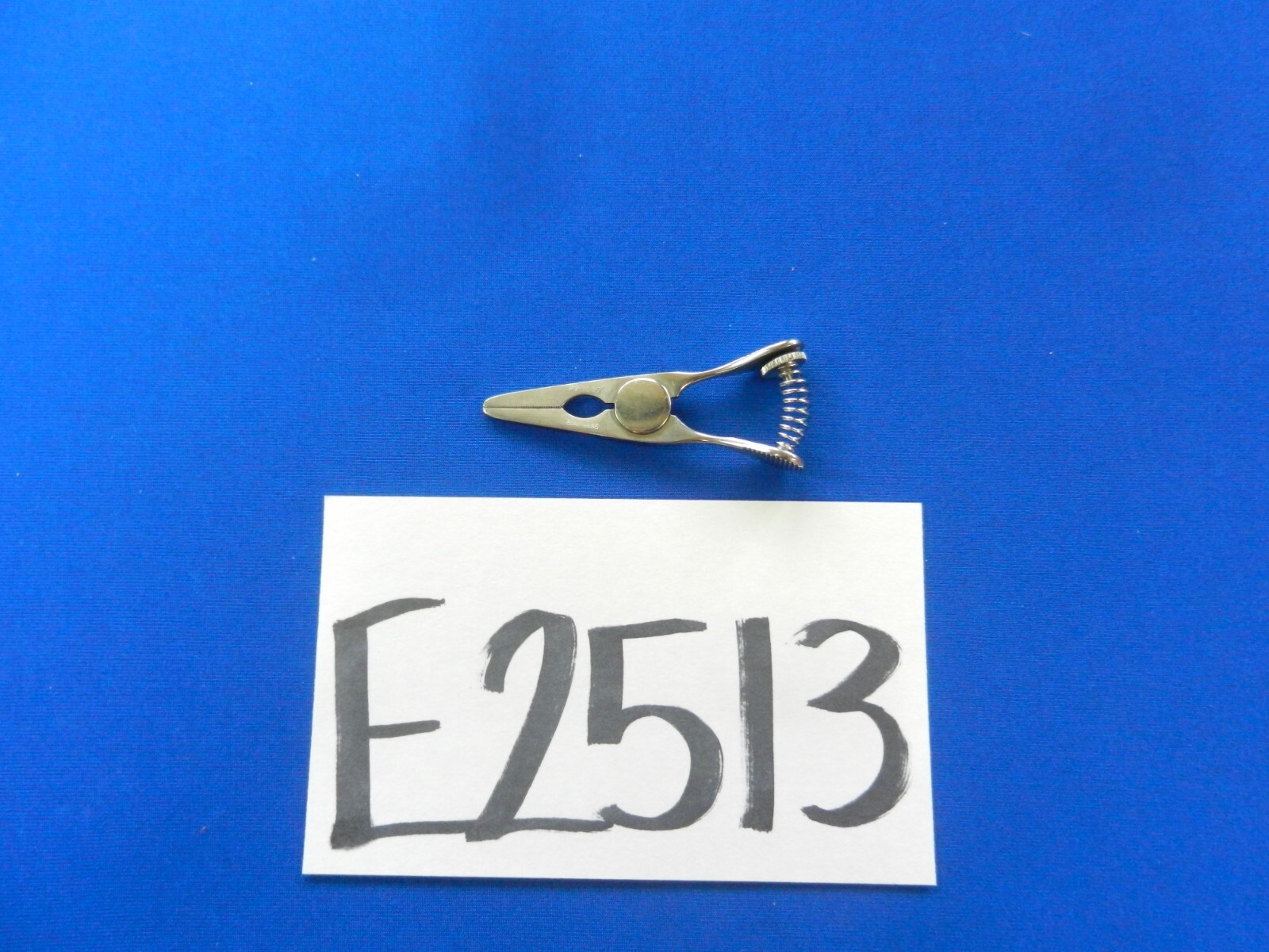 E2513 Codman 37-1050 Straight Bulldog Clamp