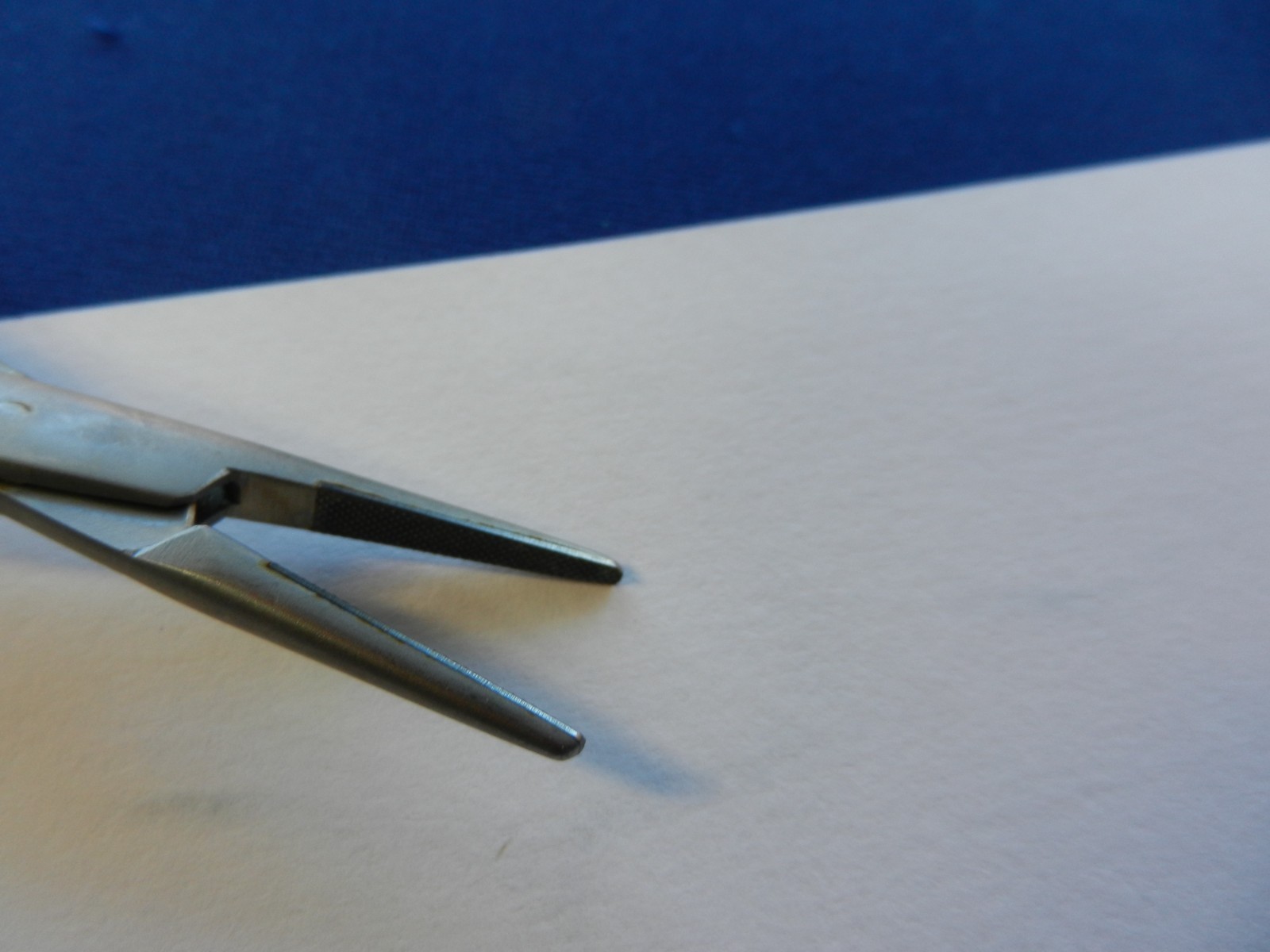 Jarit 123-131 Crile Wood Straight Serrated Jaw Needle Holder 18cm Overall Length