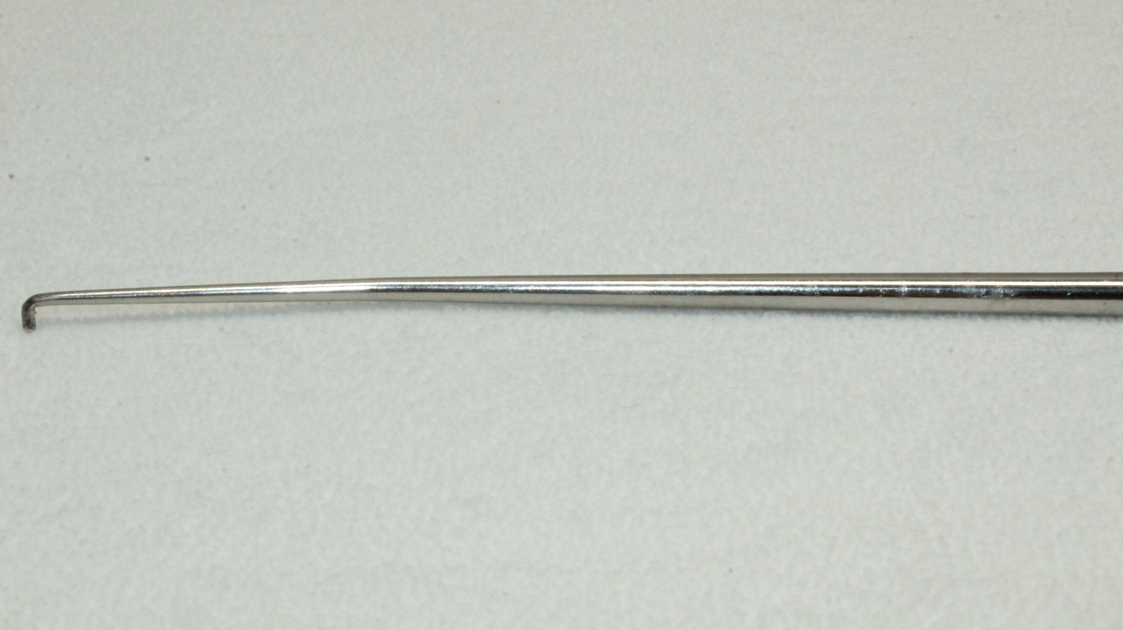 Sklar Nerve Hook, (Right Angled) Blunt Tip, 8.75″