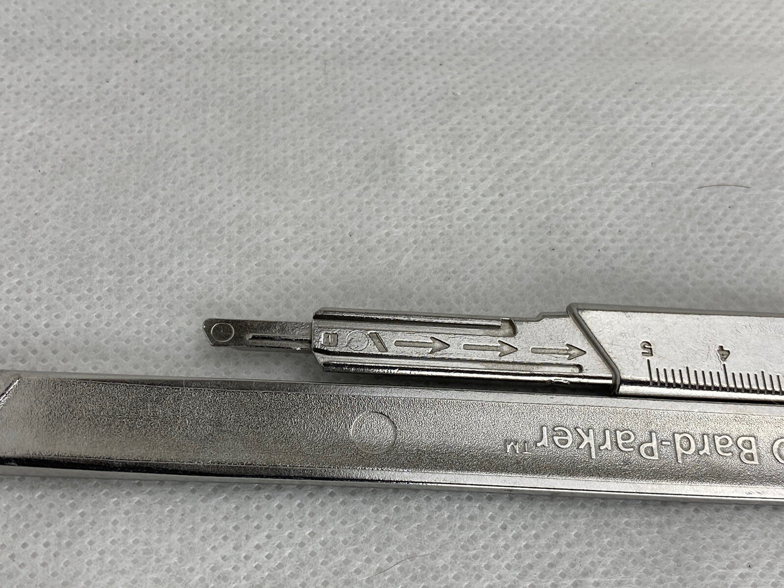 Bard Parker BD Protected Blade Metal Handles Size 3 REF 374030 3L REF 374031 (2)