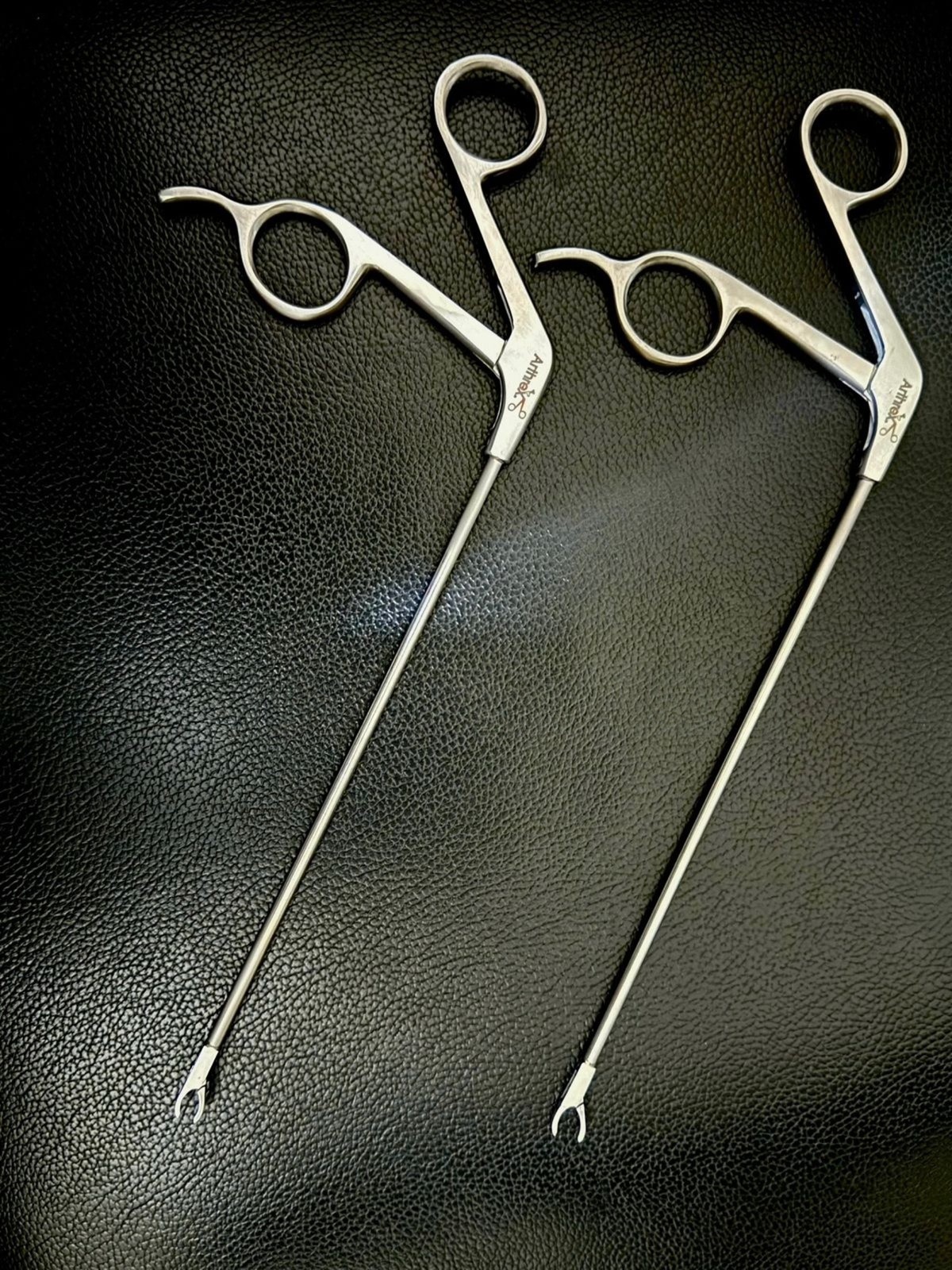2x Arthrex AR-12540 Suture Retriever, 3.4mm, Straight Shaft German Quality