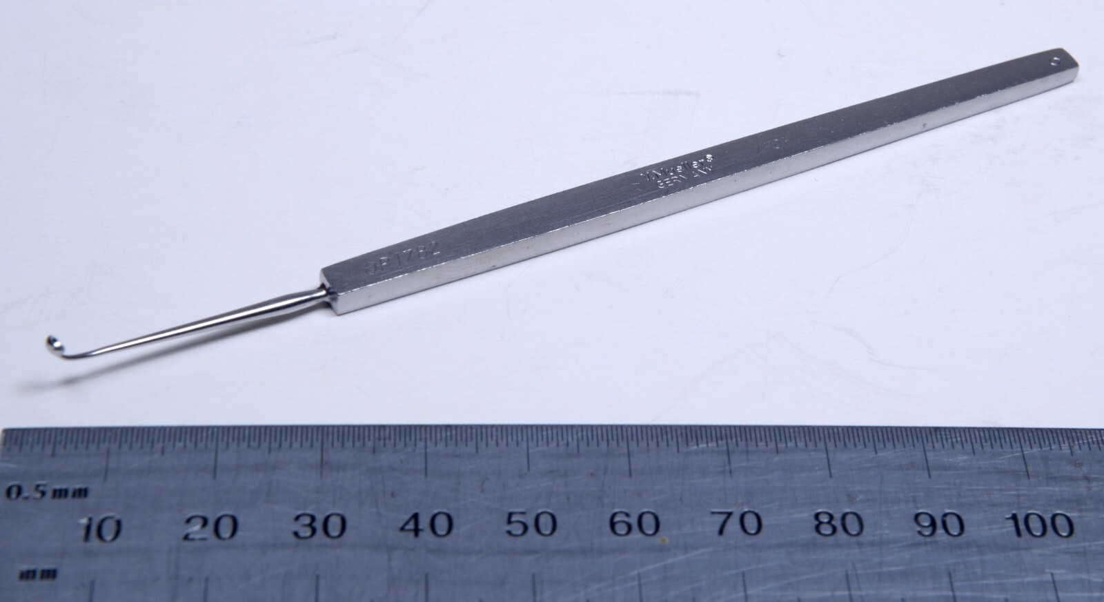 V. Mueller #OP1782 Meyhoeffer Chalazion 5″ Small Cup Curette Stainless