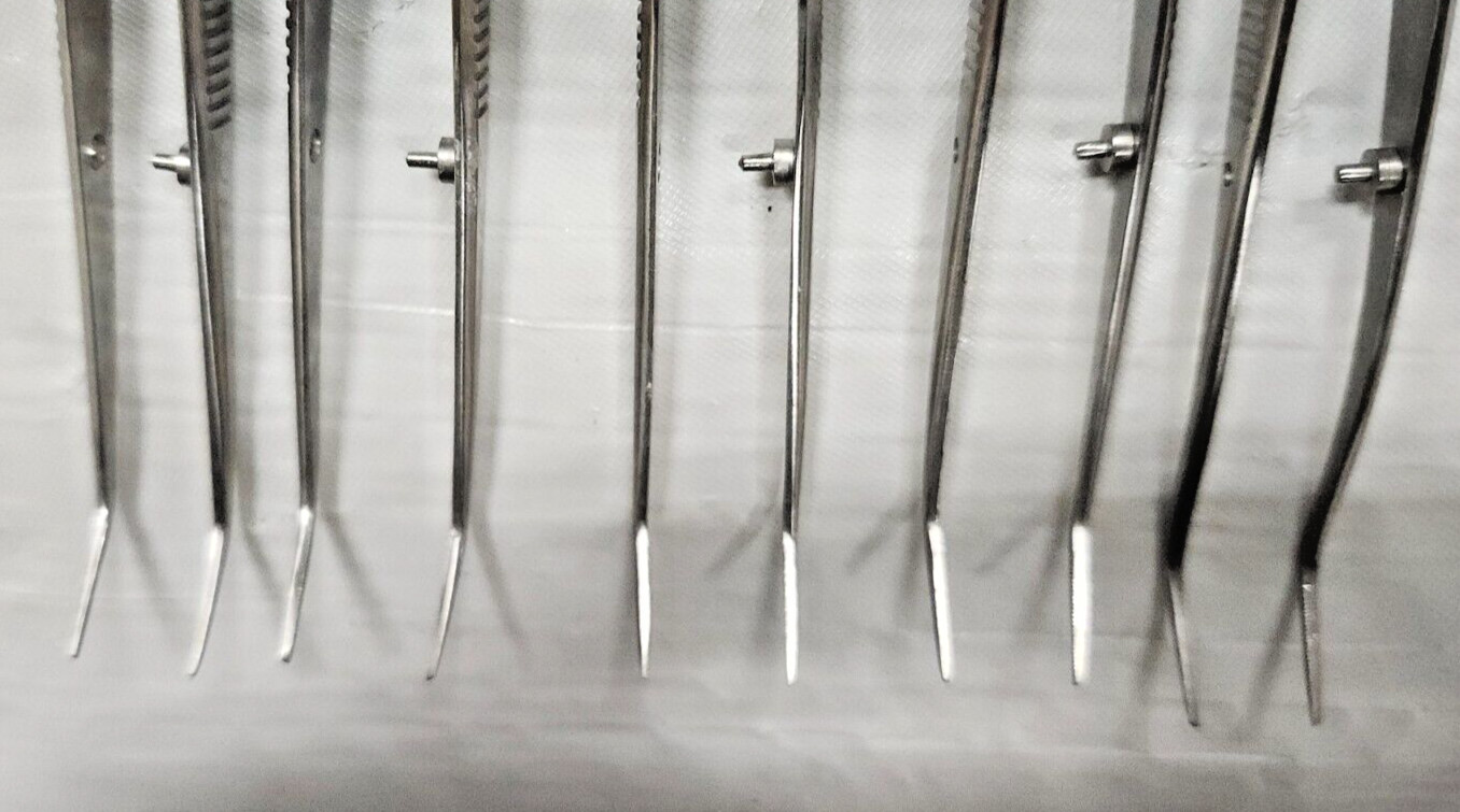Lot of FIVE Benco Dental Surgical Forceps -Cpix&descript4info