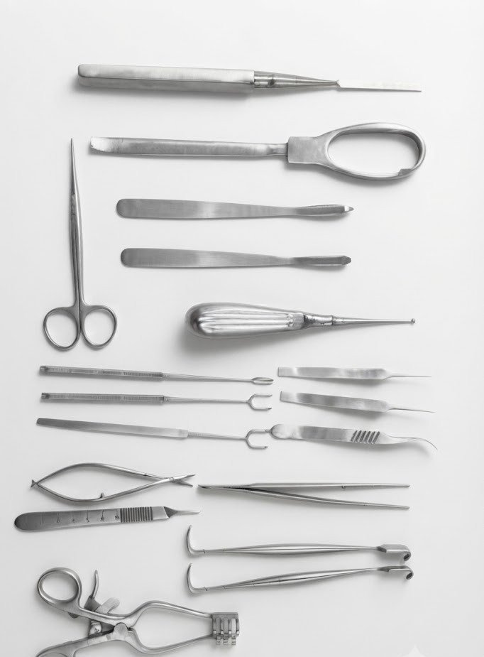 Basic Orthopedic Surgery Instrument Kit 18 Pcs Professional Grade