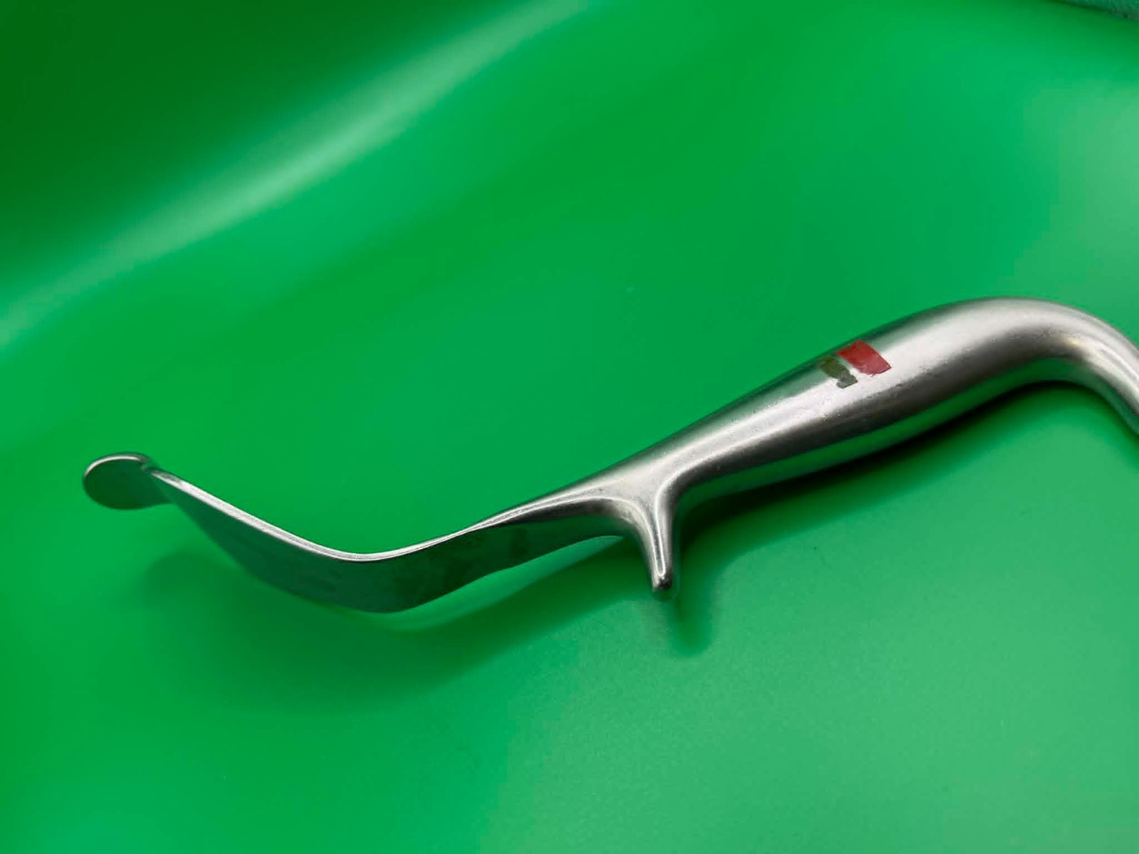 Zimmer 549-01 Bennett “Z” Bone Retractor