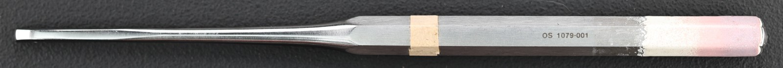 V Mueller OS1079-001 Key Periosteal Elevator, 3.1mm Wide, 17.1 cm