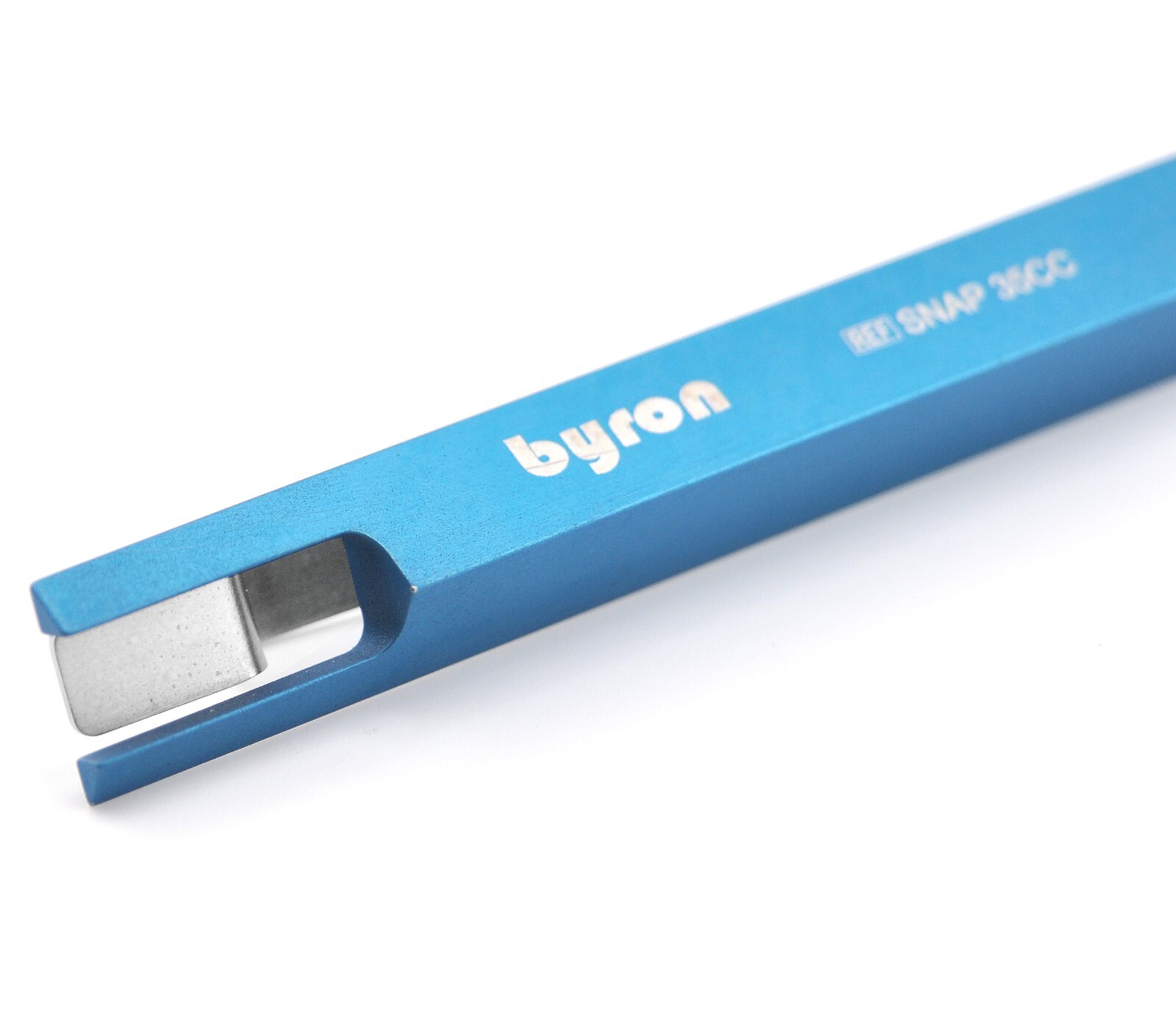 Byron / Mentor Ref: 35cc Snapper for 35 cc Syringe Blue by Johnson & Johnson
