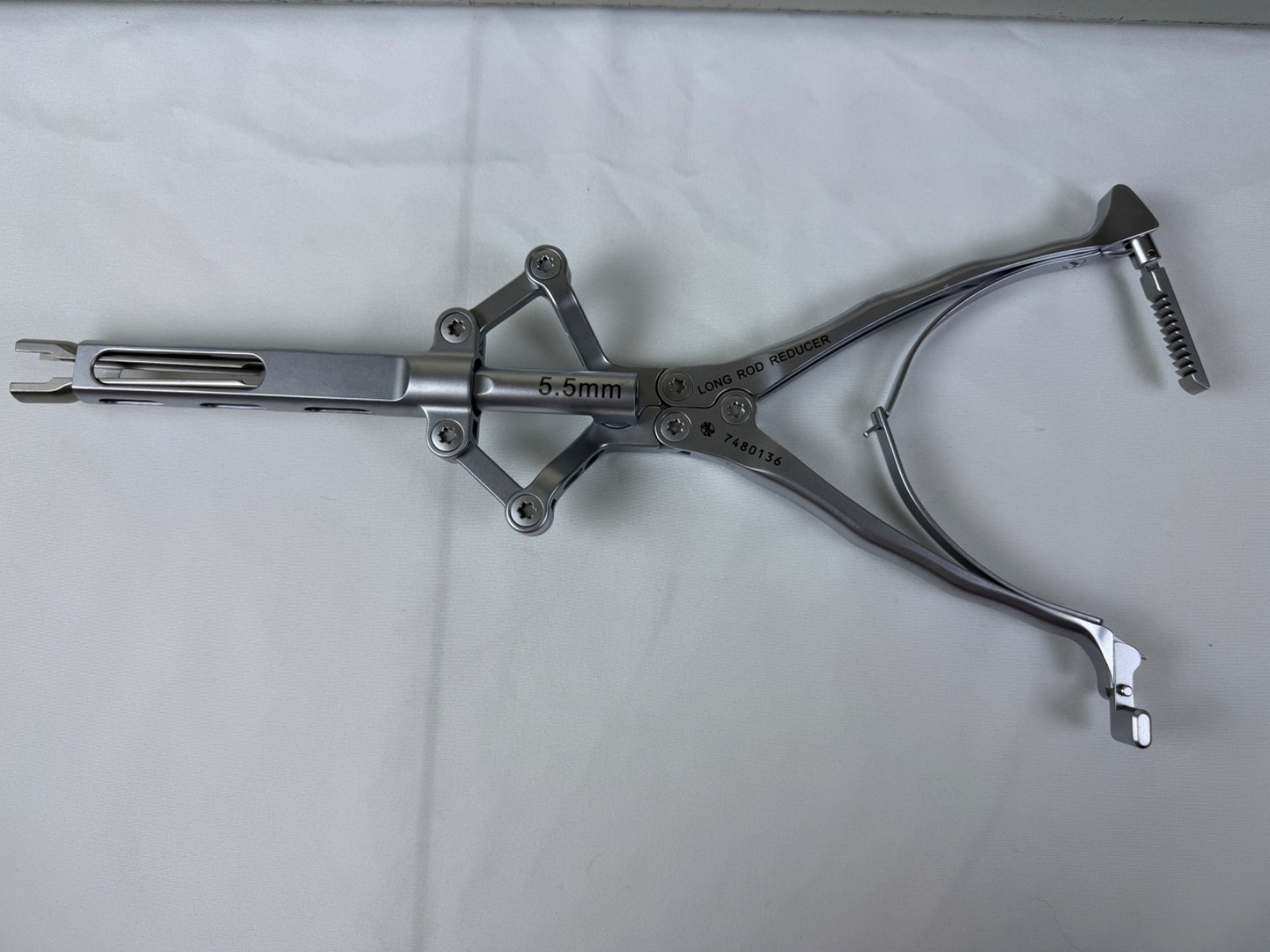 Medtronic 722033 CD Horizon Legacy 5.5mm Ortho Peek Instrument Set