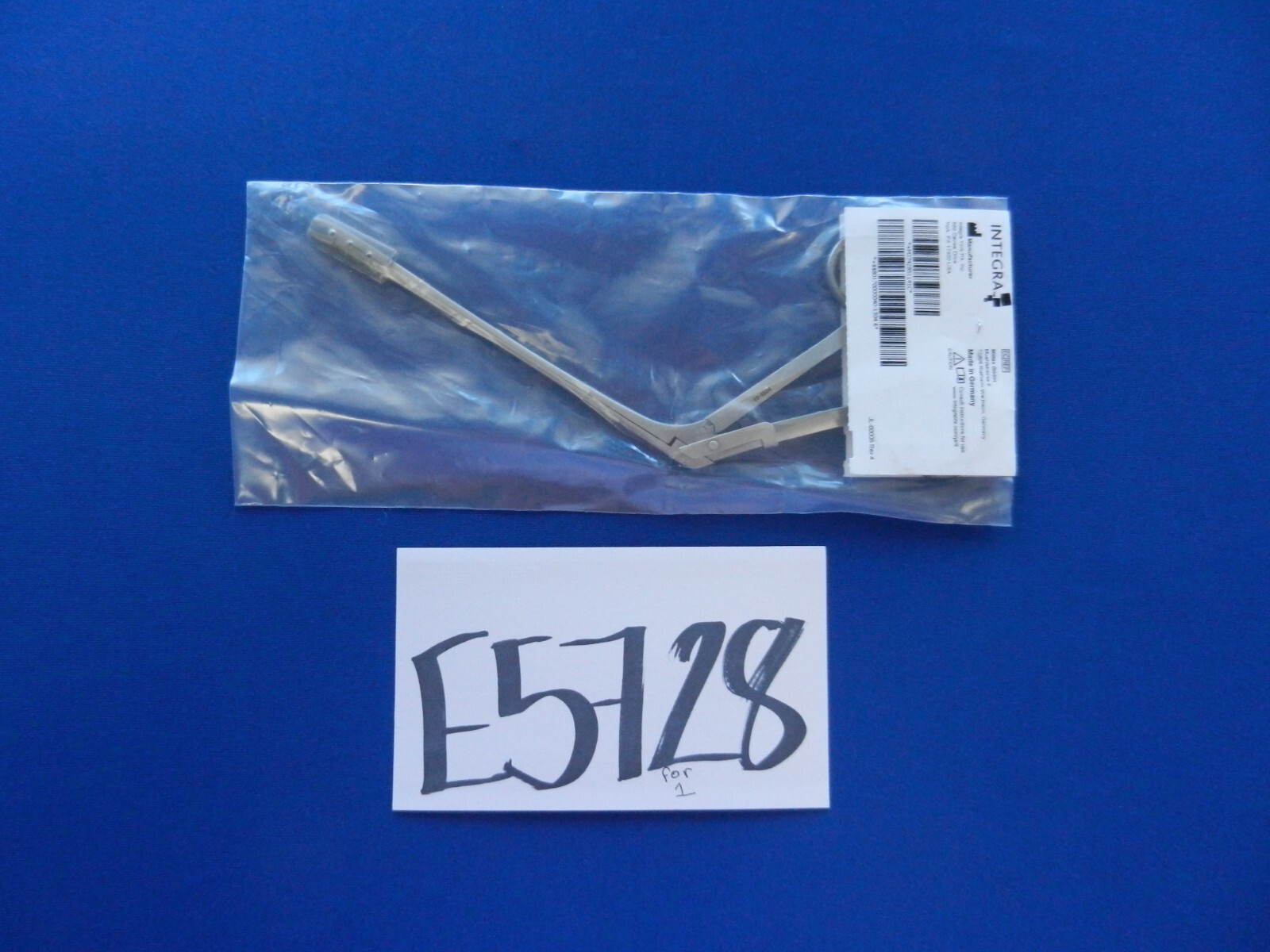 E5728 ***NEW*** Jarit 285-114 Williams Straight Forceps 14cm Overall Length