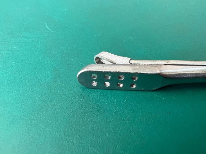Aesculap EA903R YEOMAN RECTAL BIOPSY FORCEPS 4 MM 420 MM