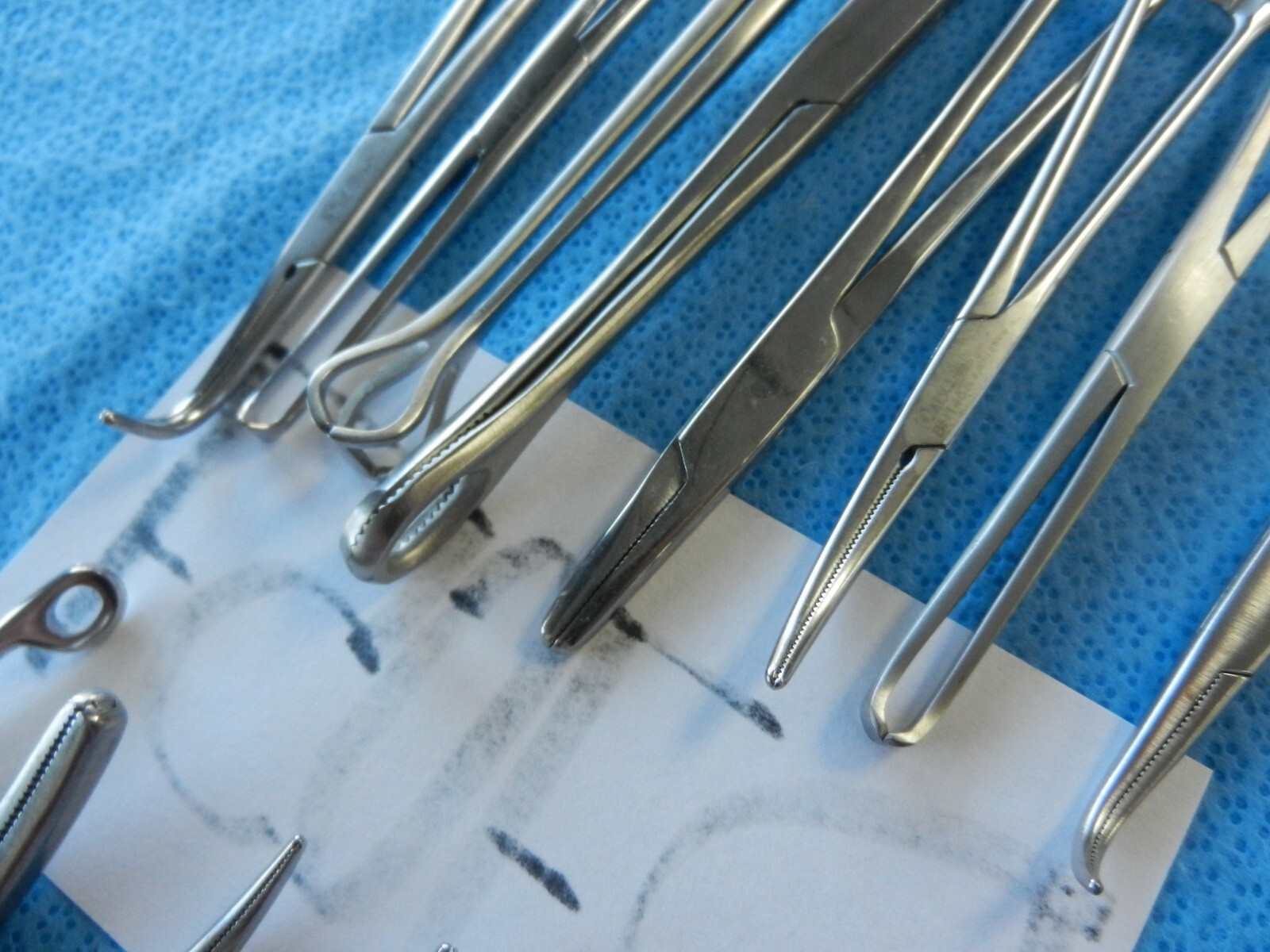 D7057 Jarit Pilling Weck V. Mueller Surgical Forceps Lot of 15 13-24cm