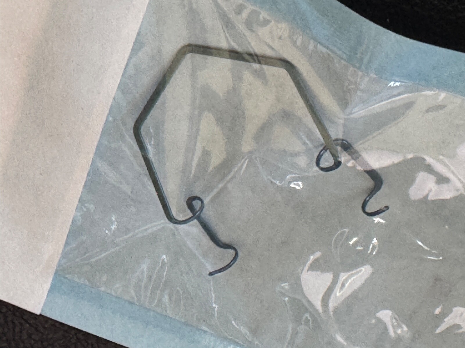 Opthalmic Surgical Instrument – Eye Speculum Clamp