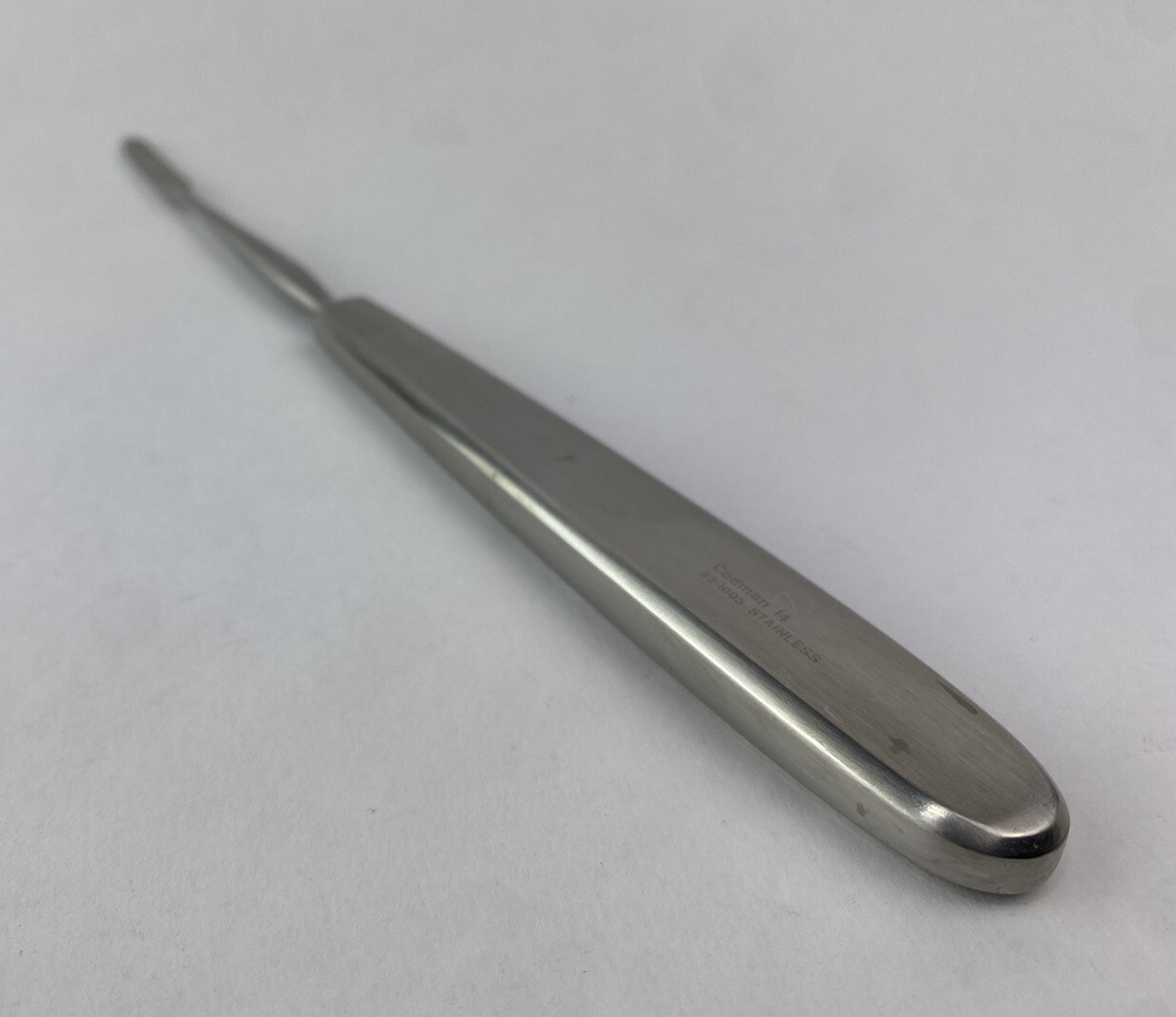 Joseph Periosteal Raspatory Elevator Sharp 6mm Tip Width 175mm L CODMAN 52-1005