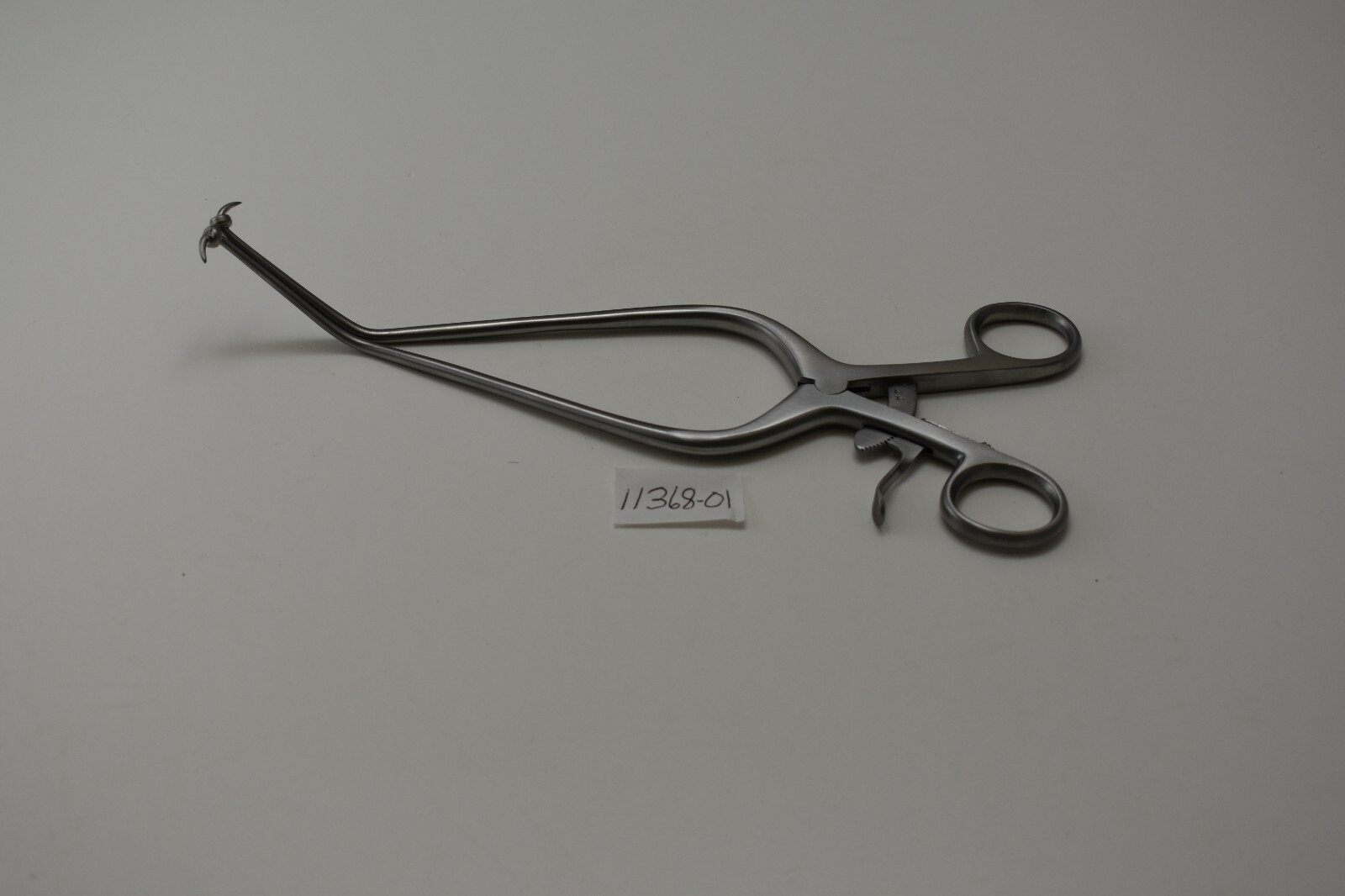 WM11368-01 GELPI RETRACTOR 10″ WITH BALL 90 DEGREE ANGLE