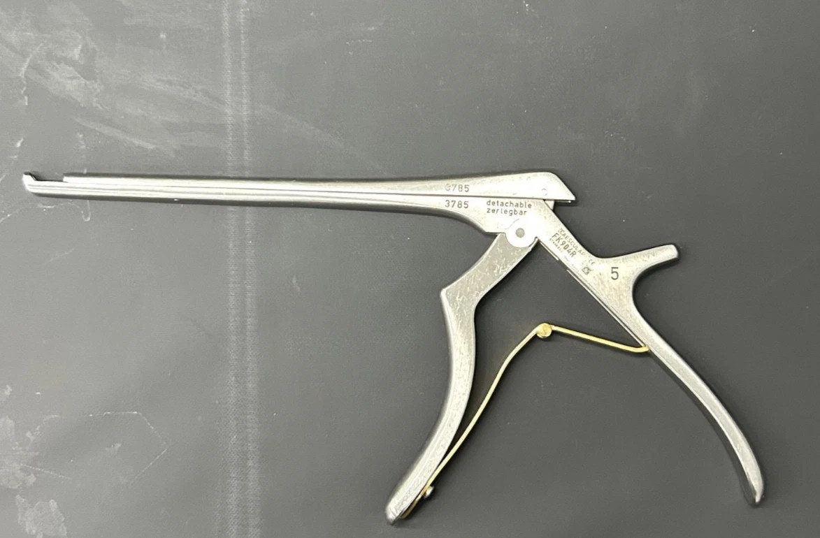Aesculap Kerrisons Ronguer Jaw positions 40 Degree, upwards, FK904R