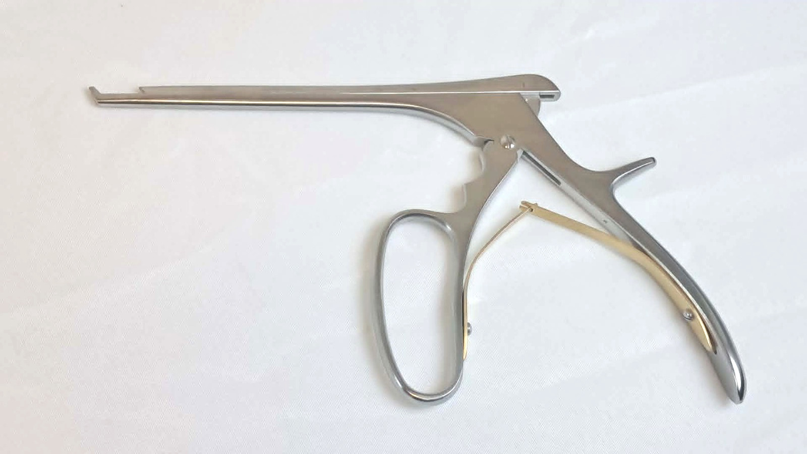 V. Mueller NL4281-064 Ferris-Smith Kerrison Rongeur Straight 4mm 6″