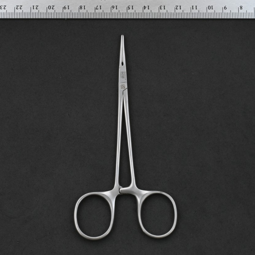 Aesculap BH110R Halsted Mosquito Forceps Delicate Straight 5 in Hemostat