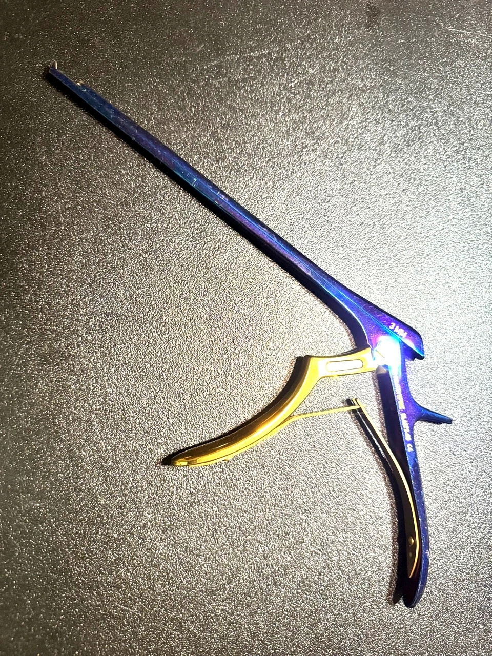 V. Mueller NL4273-83 Chroma-Line Blue Kerrison Rongeur, 40°, 3mm, 8″