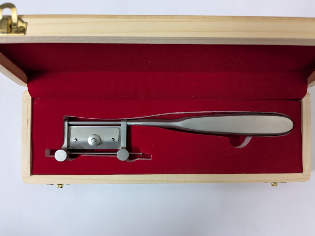 Skin Graft Knife Handle with 5 Dermatome Skin Blades and Wooden Box High Quality