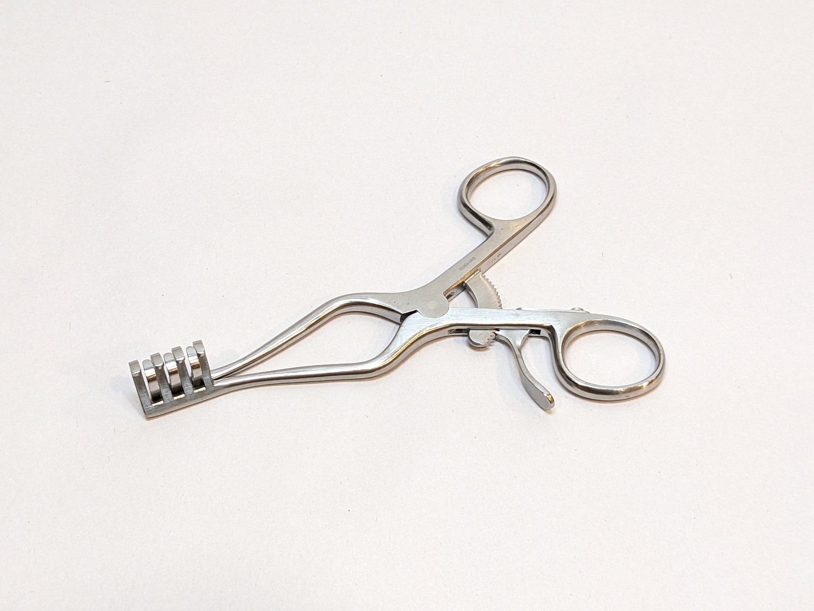 Jarit 205-151 Weitlander Retractor, 3×4 Dull Prongs, 5-3/8″