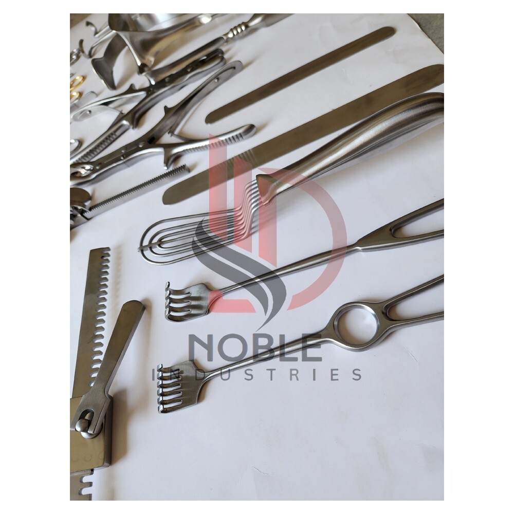 Open Thoracotomy Surgical Instruments Set of 35 pcs