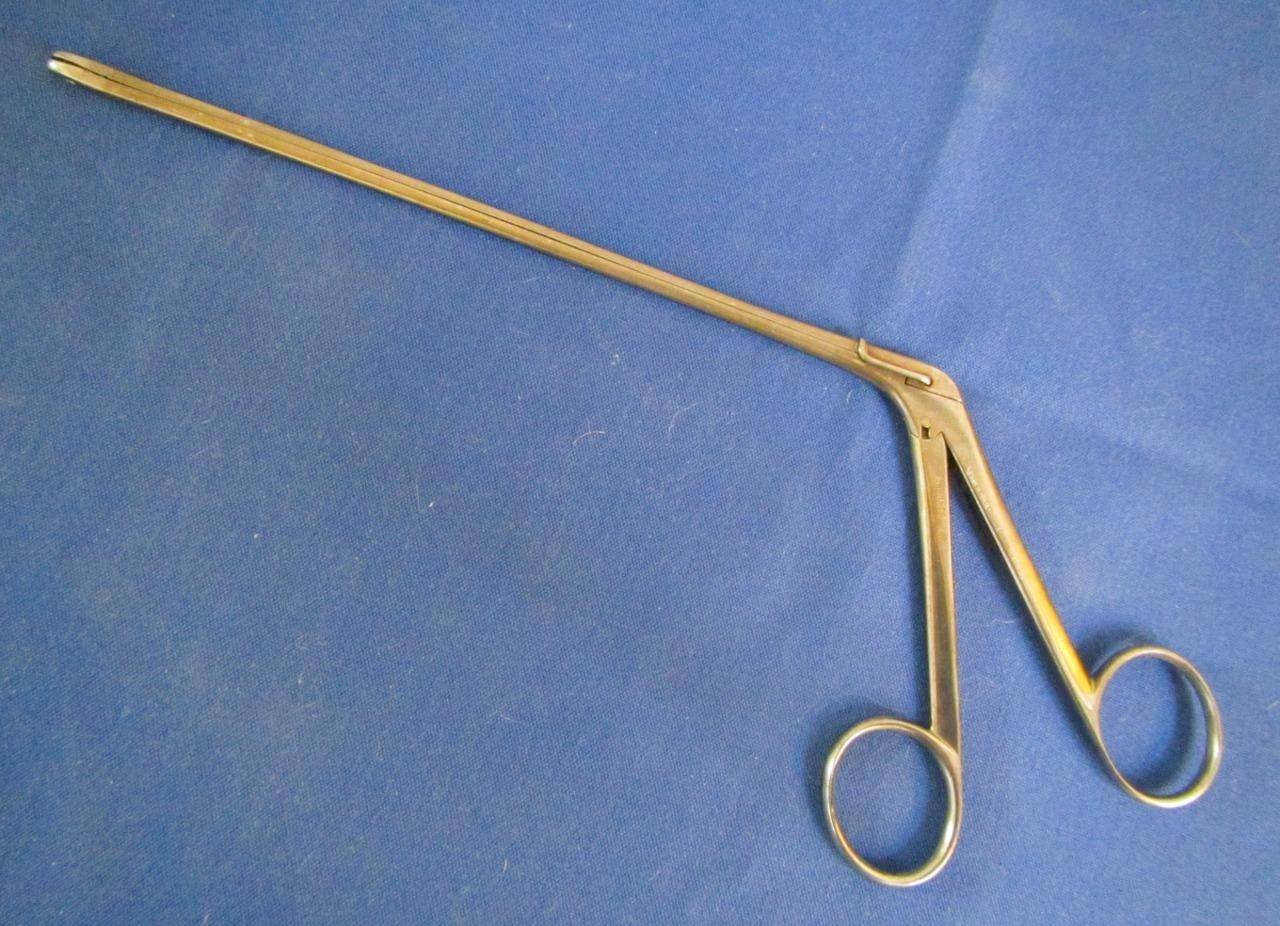 V. Mueller NL6130 ENT Alligator 10″ Biopsy Cup Forceps 4×7 mm Vented Germany