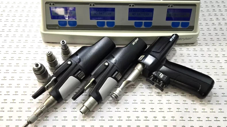 Stryker F1 Set Smart Module with Stryker System 6 Battery Charger