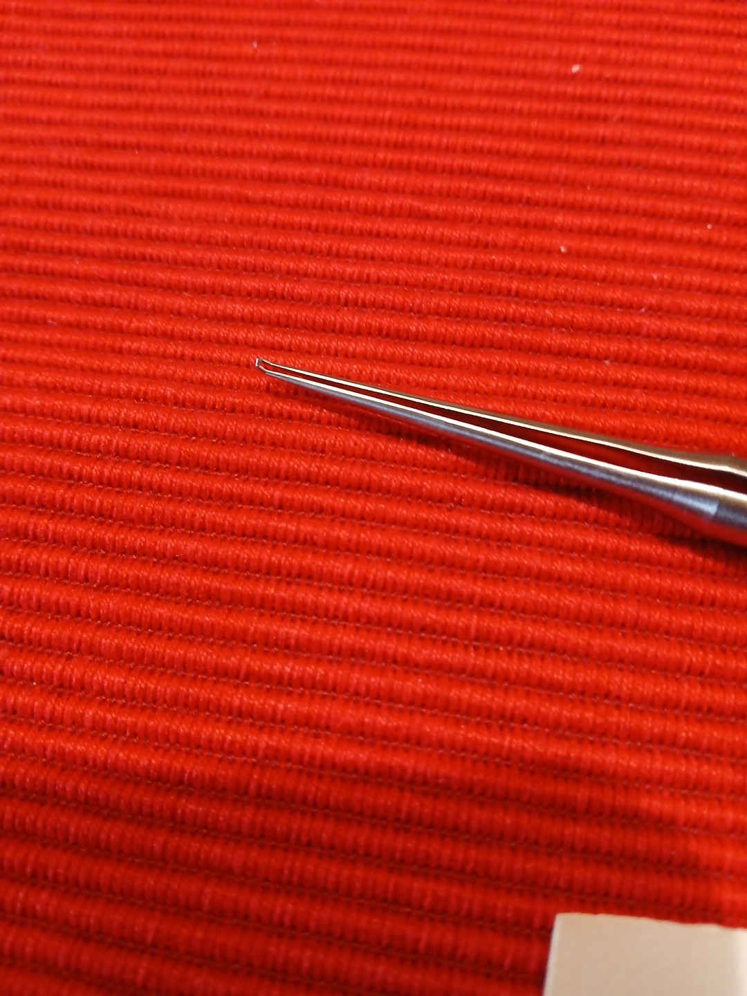 GEM Surgical 7in Forceps 4183C