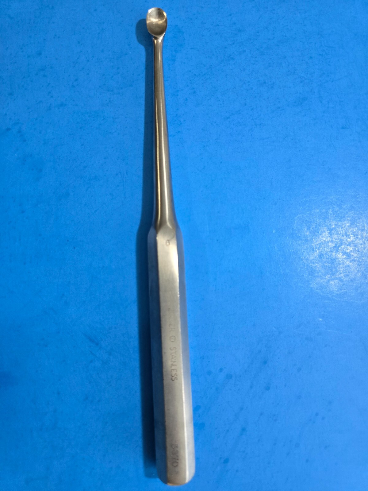Zimmer 3670 Surgical Orthopedic Brun Curette Size #6 Oval Cup