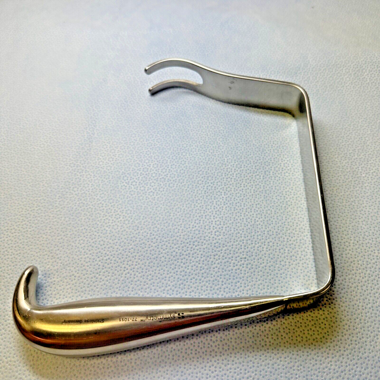 Symmetry Surgical 77-1011 Bristow-Bankart Humeral Retractor 2 Prong, Blunt