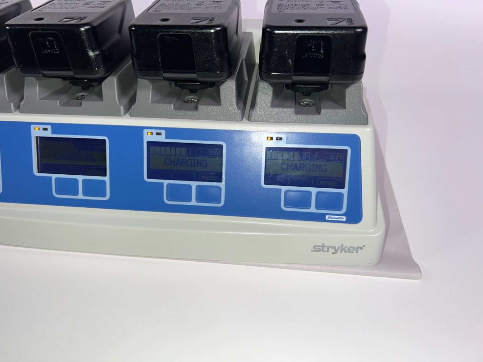 Stryker 7110-120-000 W/7212 Batteries ”Great Units” Tested (14-Day Guarantee)
