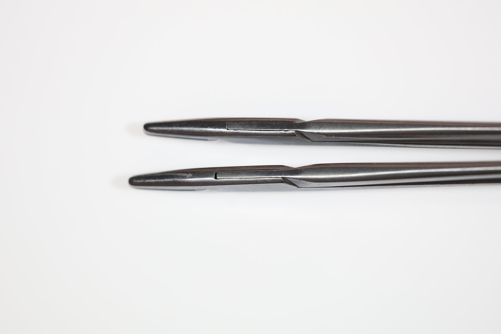 2x Codman 36-2018 Classic Mayo-Hegar Needle Holder, Straight, Serrated, TC, 8in