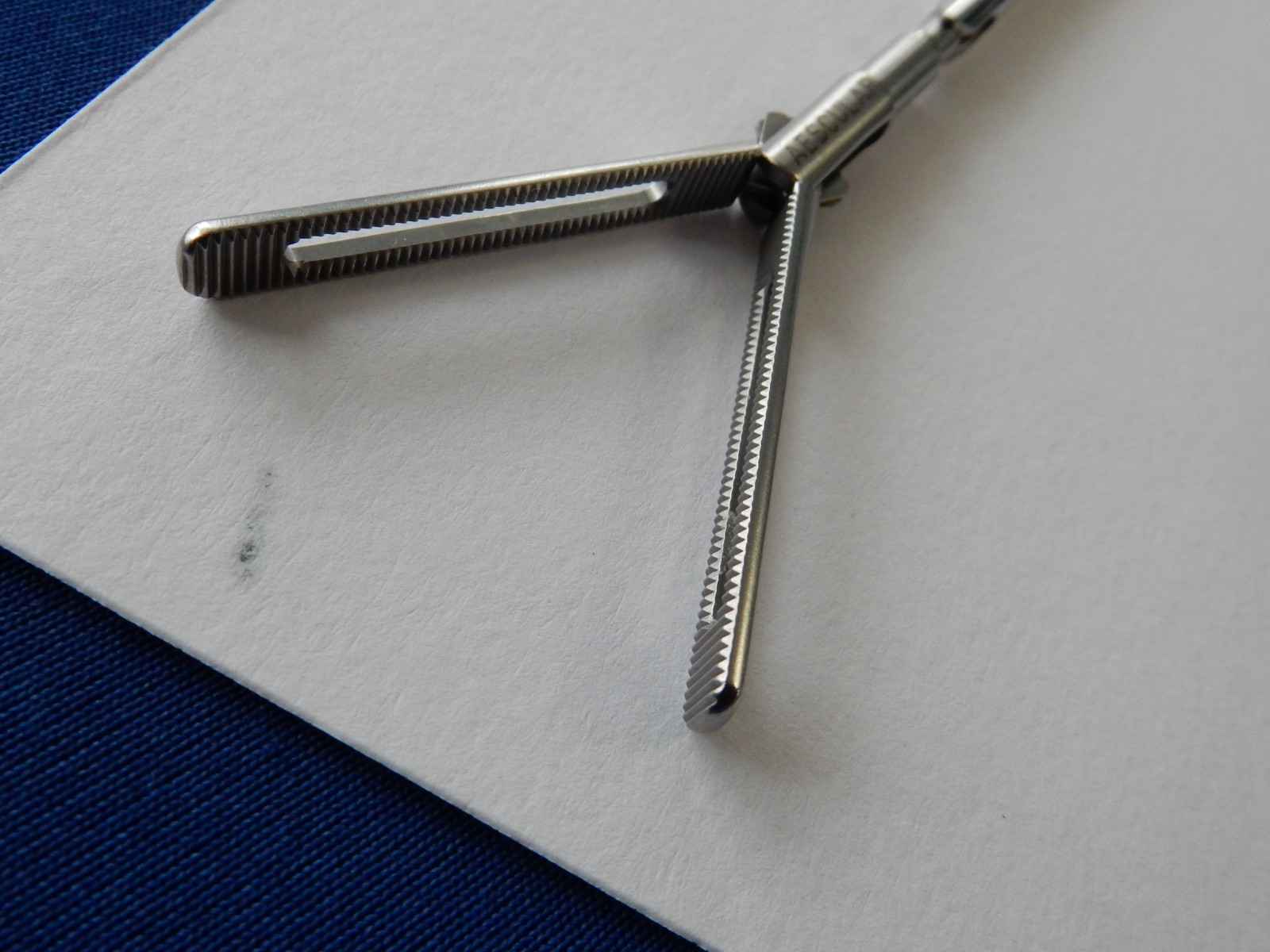 Aesculap PO755R 5mm x 42cm Dorsey Intestinal Forceps Insert