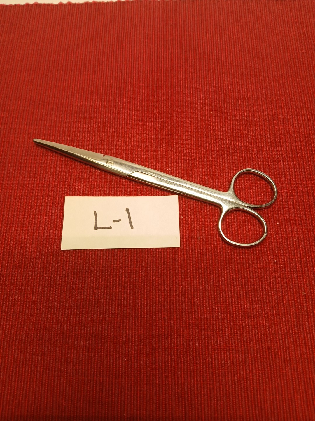 Codman Surgical Mayo Straight Beveled Blade Scissors 17.1cm Length 54-4090