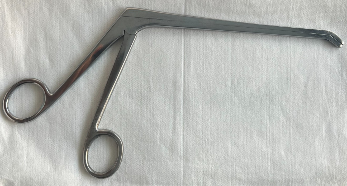 Medicon Cushing Rongeur For Intervertebral Discs 16Cm/2 mm X 10 mm 30degree Down