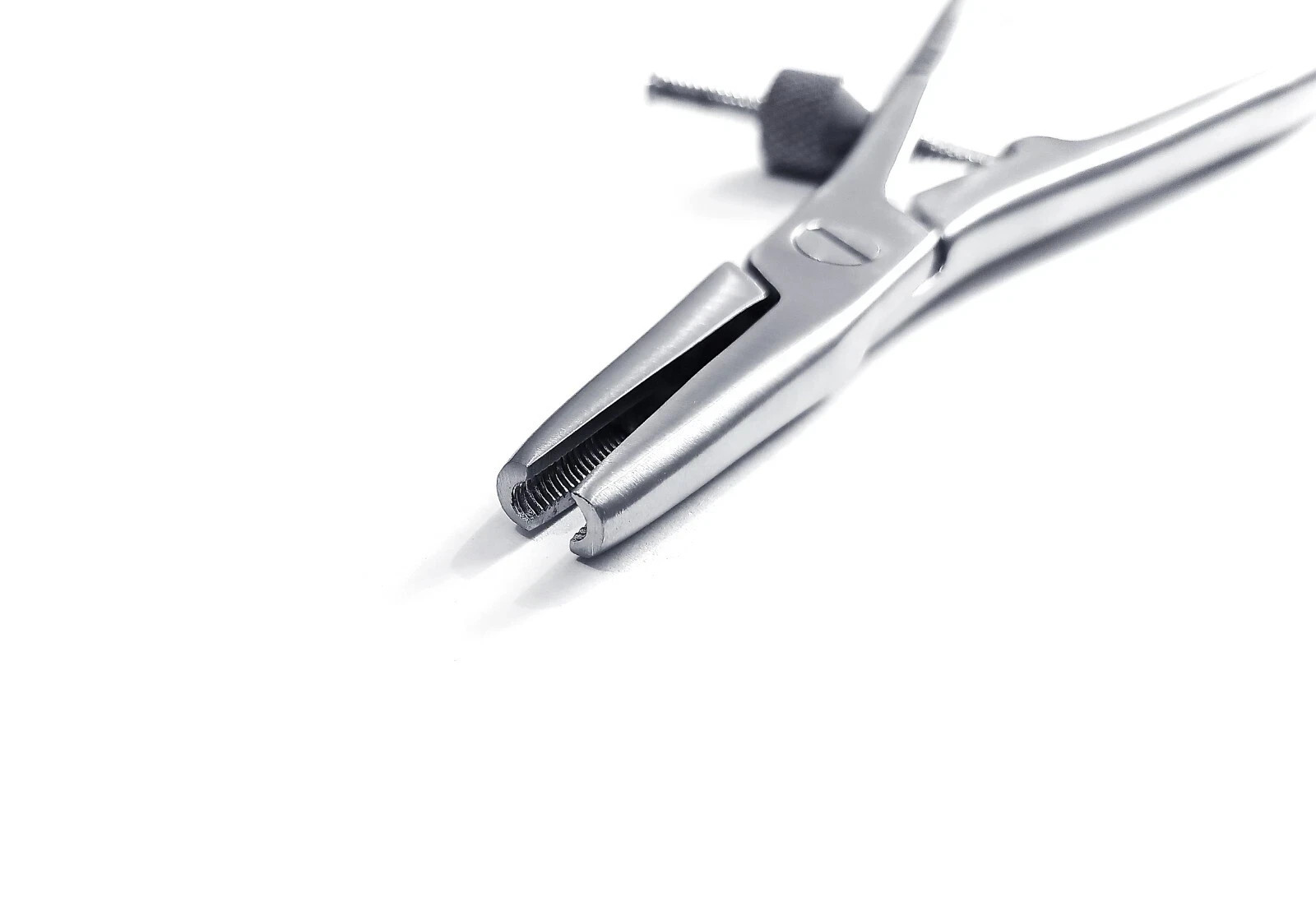 Broken Screw Removing Plier Veterinary Surgical SS Instruments