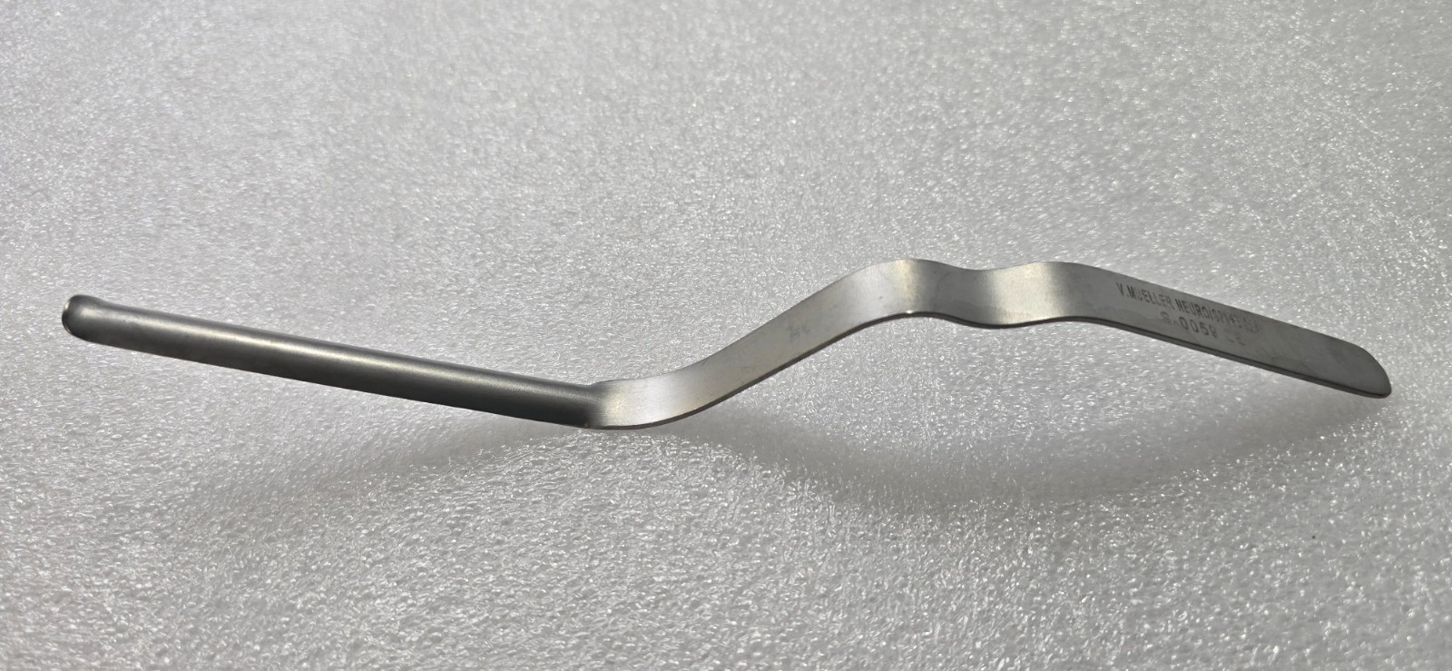 V.Mueller S-0059 Neuro / Spine Sec Retractor Blunt Orthopedic Instruments