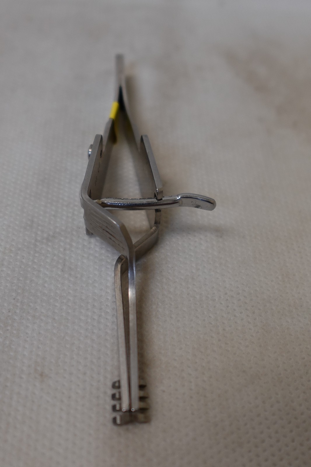 Miltex #11-16 Cross Action Retractor 4″ Blunt Prongs Surgical Germany Stainless